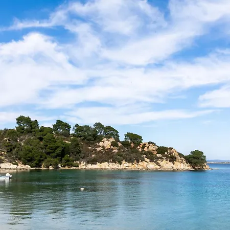 Villa Filyra Seafront Villa, Vourvourou Diaporos