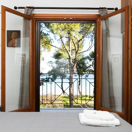 Villa Filyra Seafront Villa, Vourvourou