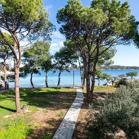 Filyra Seafront Villa, Vourvourou Villa *