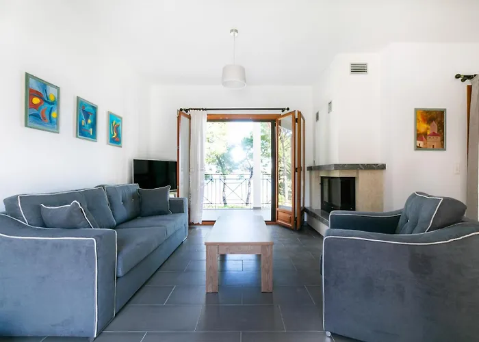 Filyra Seafront Villa, Vourvourou *