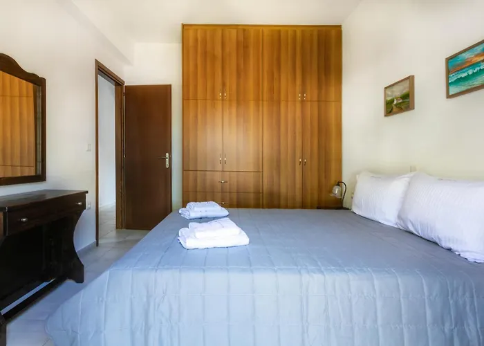 Villa Filyra Seafront Villa, Vourvourou Diaporos