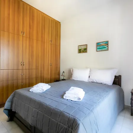 Filyra Seafront Villa, Vourvourou Vilă