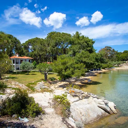 Vilă Filyra Seafront Villa, Vourvourou *
